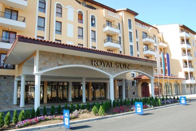 Holiday Apartcomplex Royal Sun Sunny Beach Buitenkant foto