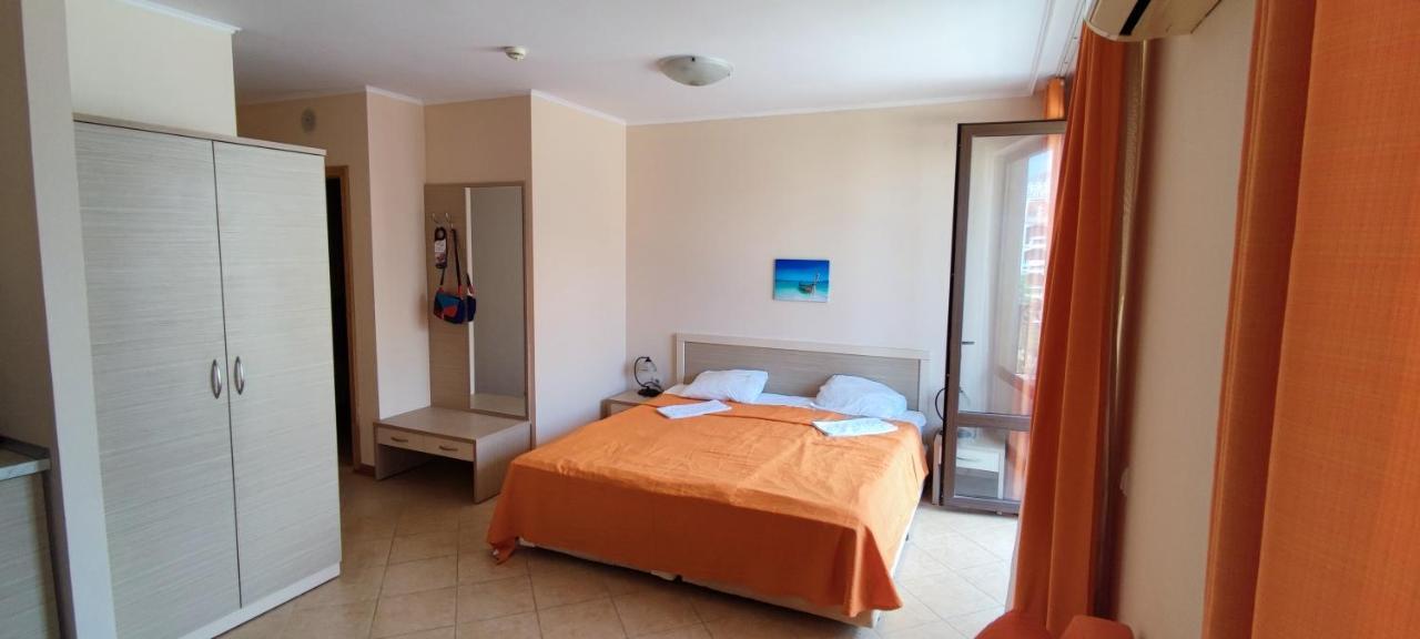 Holiday Apartcomplex Royal Sun Sunny Beach Buitenkant foto