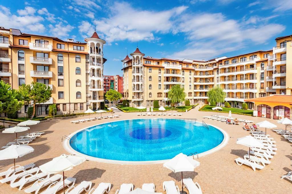 Holiday Apartcomplex Royal Sun Sunny Beach Buitenkant foto