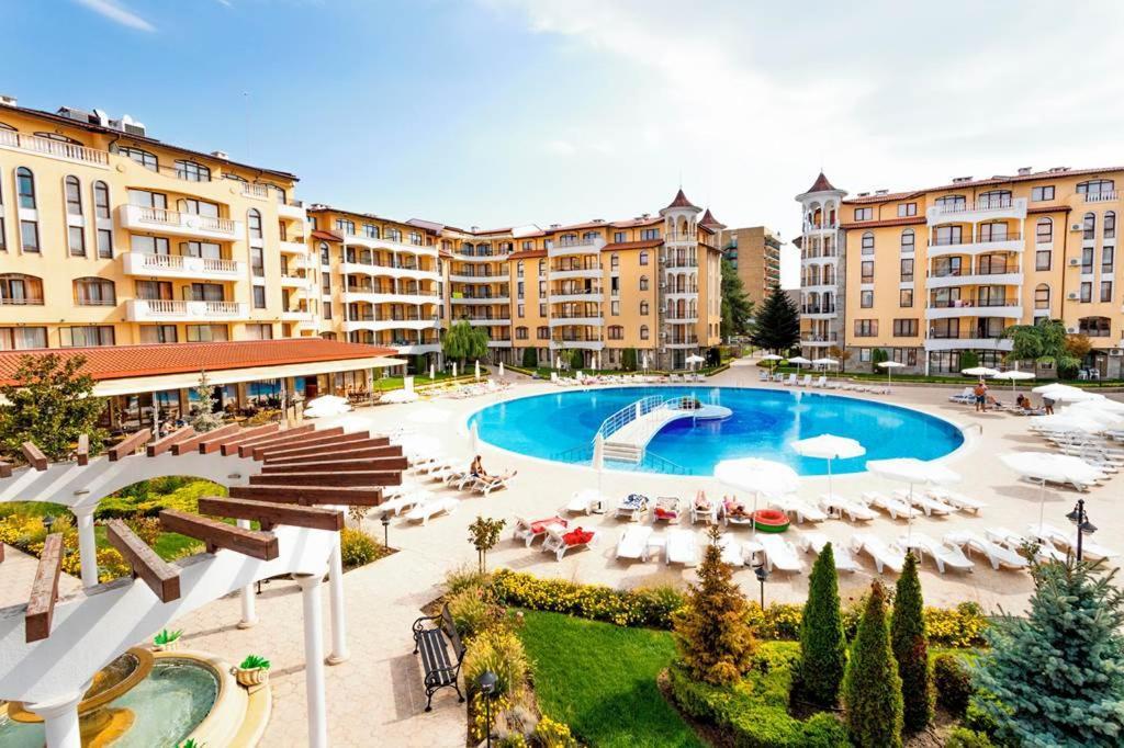 Holiday Apartcomplex Royal Sun Sunny Beach Buitenkant foto
