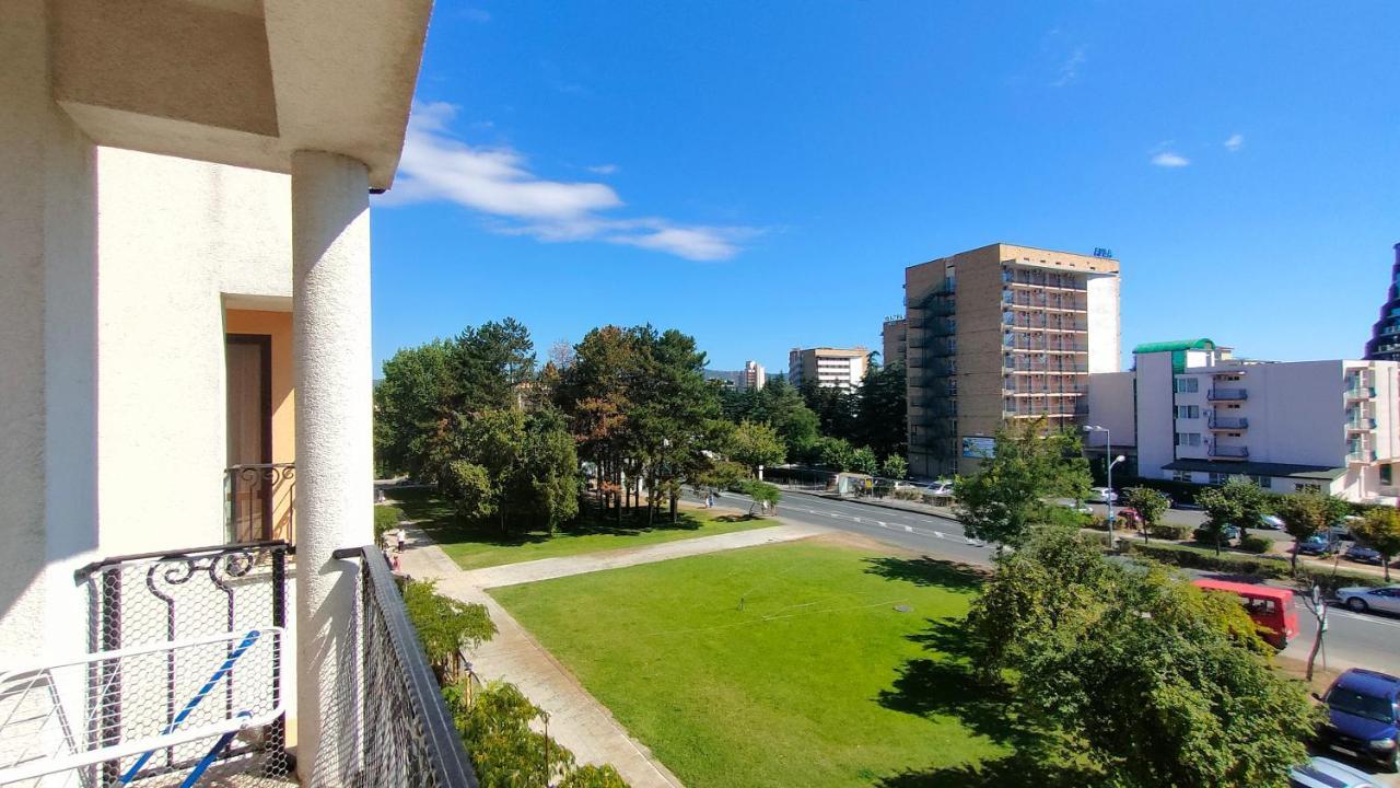 Holiday Apartcomplex Royal Sun Sunny Beach Buitenkant foto